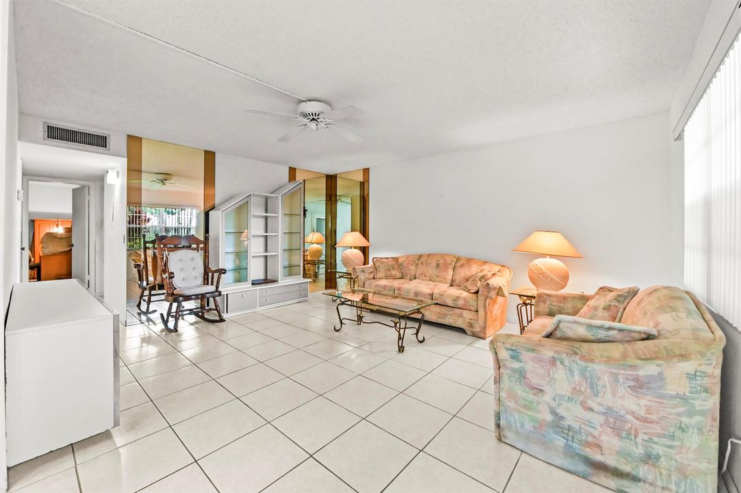 04 Living room 02