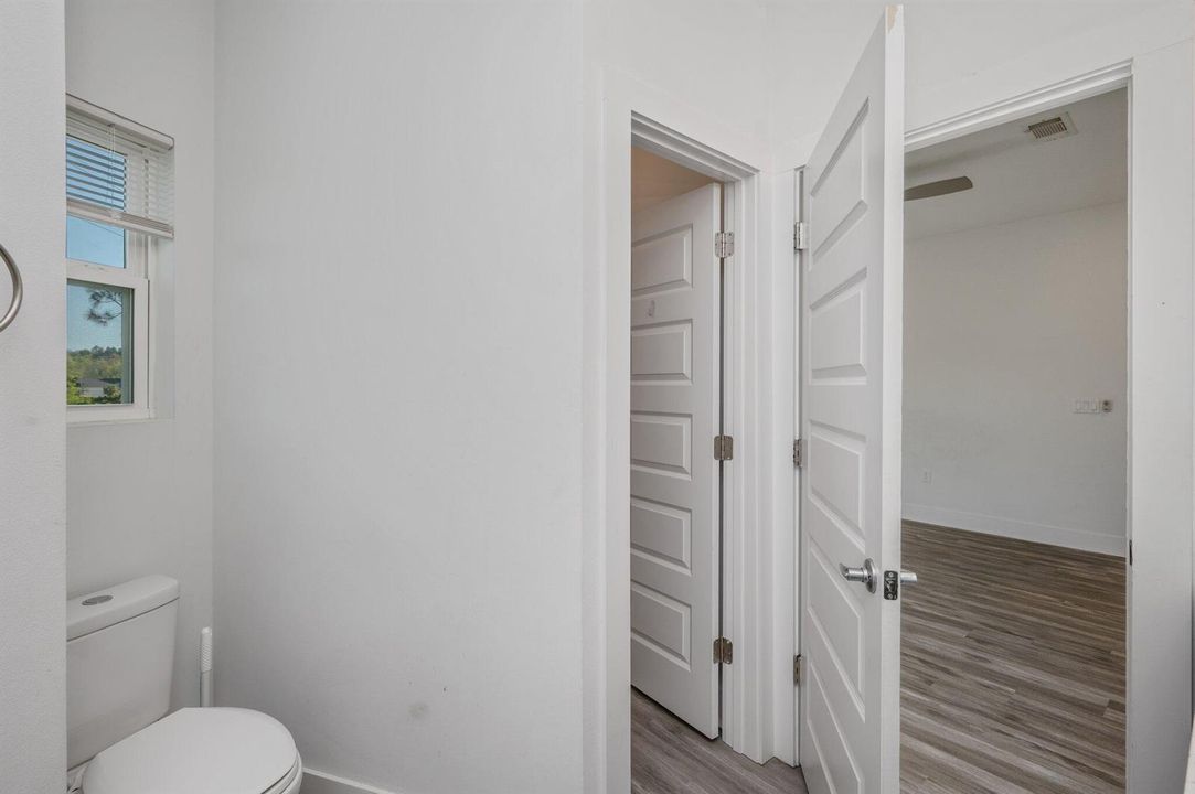22-web-or-mls-201-upia-dr