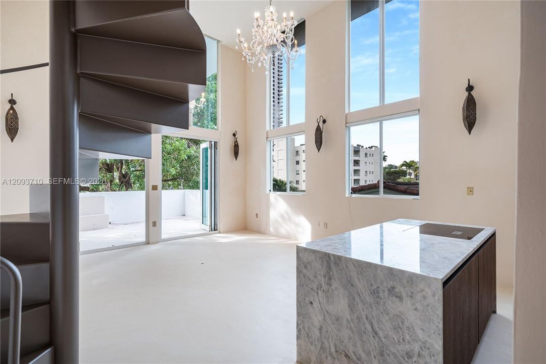 В аренду: $7,995 (2 спален, 2 ванн, 1256 Квадратных фут)