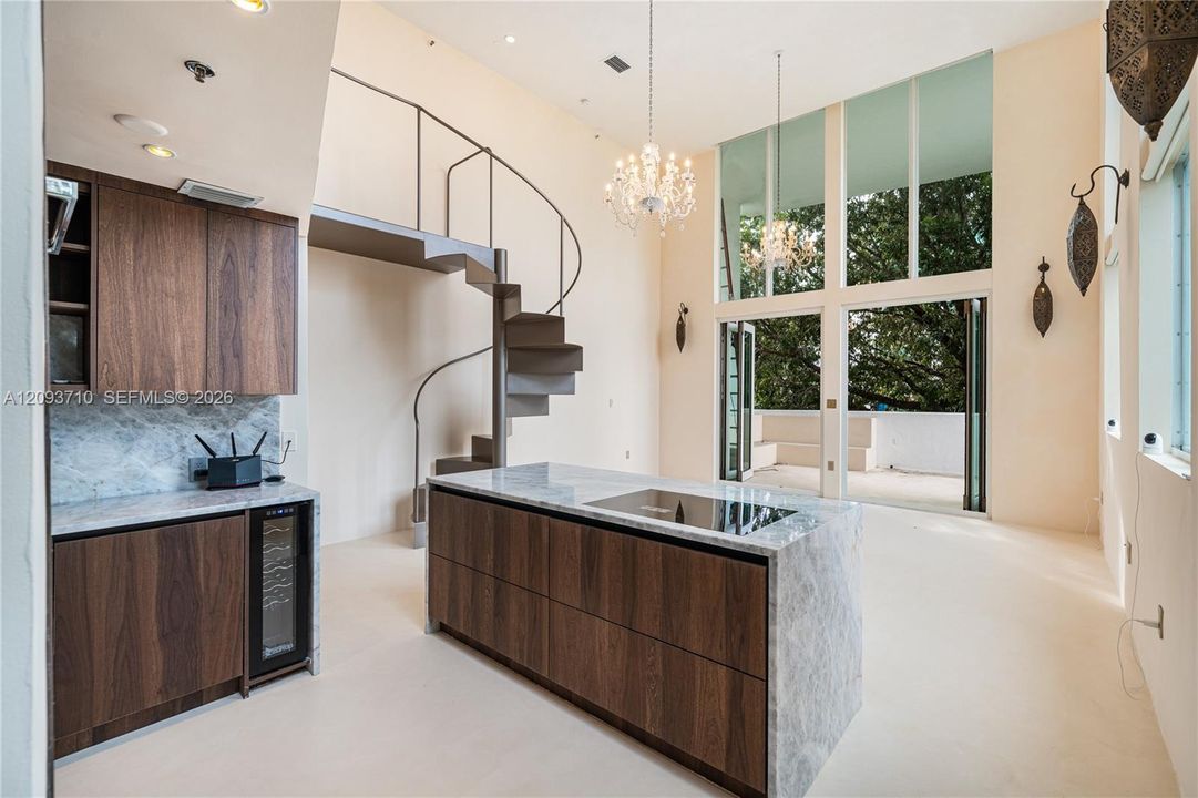В аренду: $7,995 (2 спален, 2 ванн, 1256 Квадратных фут)