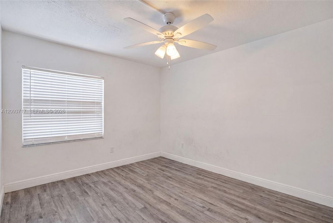 For Rent: $1,800 (2 beds, 2 baths, 1075 Square Feet)