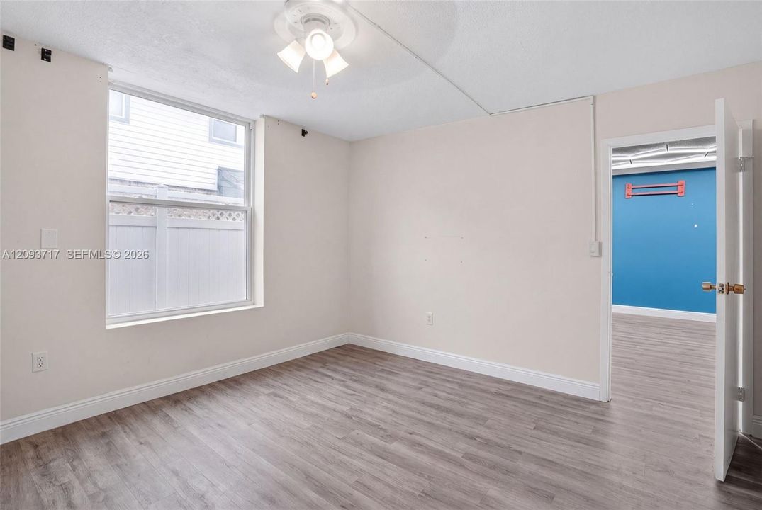 For Rent: $1,800 (2 beds, 2 baths, 1075 Square Feet)