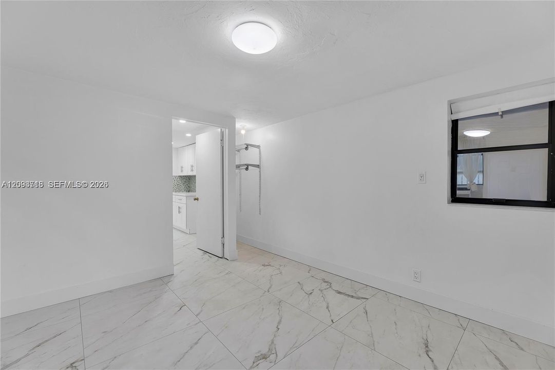 En Venta: $650,000 (0 camas, 0 baños, 1103 Pies cuadrados)