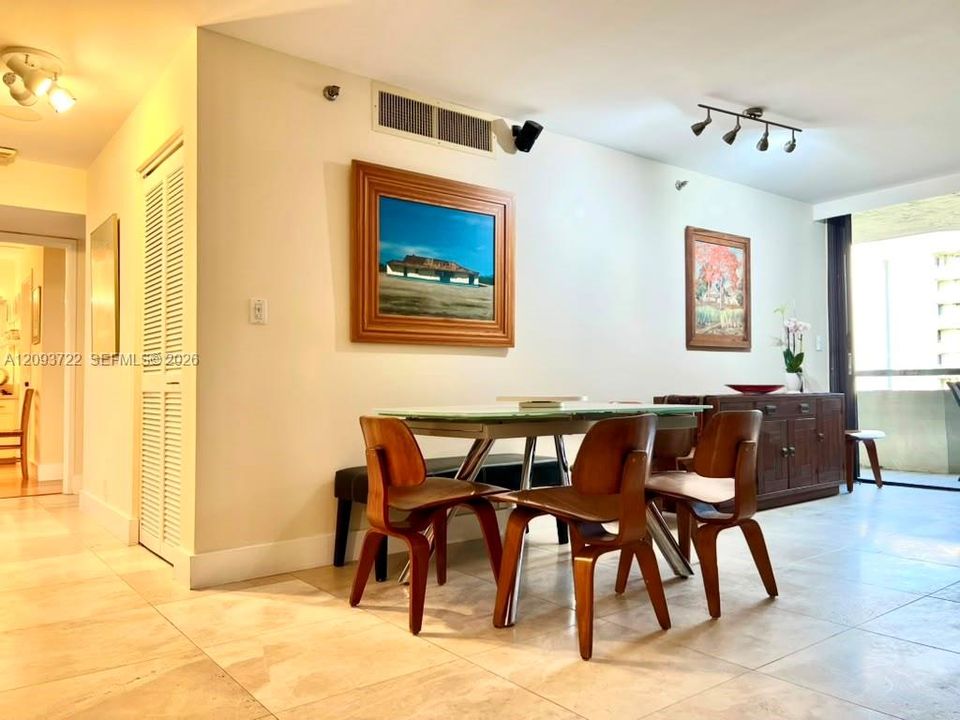 For Rent: $5,300 (2 beds, 2 baths, 1460 Square Feet)