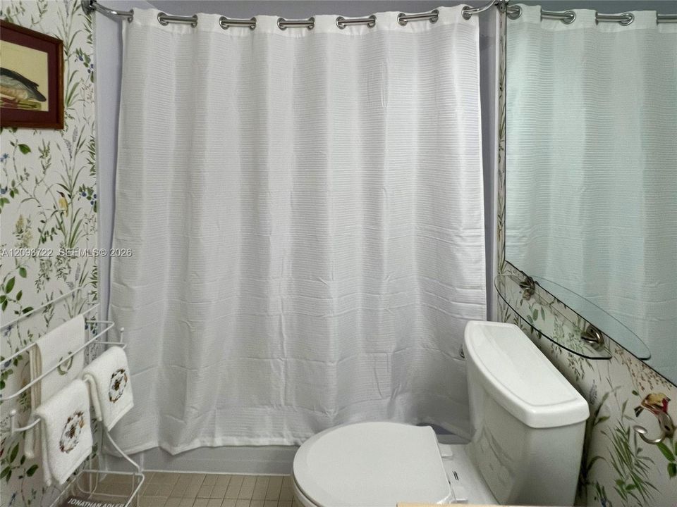 For Rent: $5,300 (2 beds, 2 baths, 1460 Square Feet)