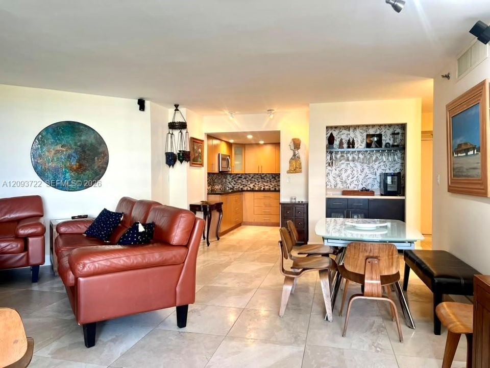 For Rent: $5,300 (2 beds, 2 baths, 1460 Square Feet)