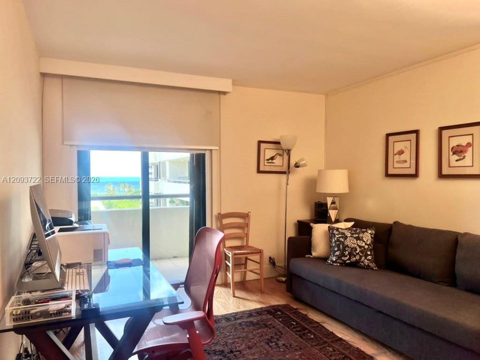 For Rent: $5,300 (2 beds, 2 baths, 1460 Square Feet)