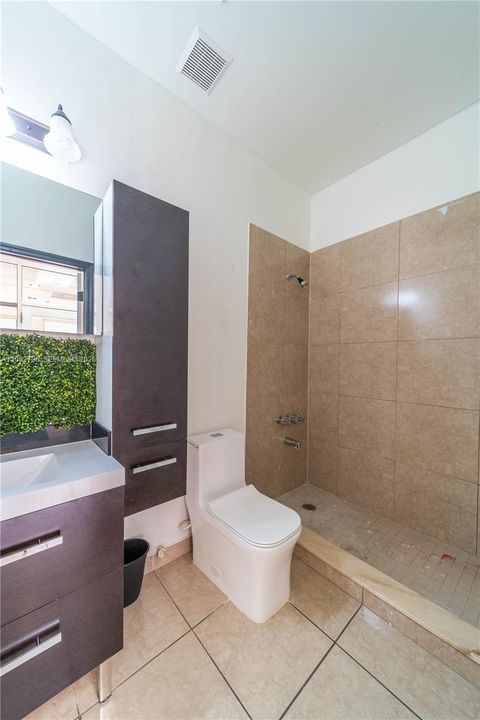 En Renta: $3,200 (0 camas, 0 baños, 0 Pies cuadrados)