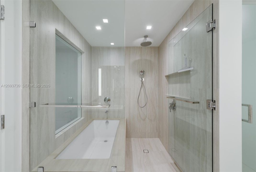 В аренду: $5,700 (1 спален, 1 ванн, 962 Квадратных фут)