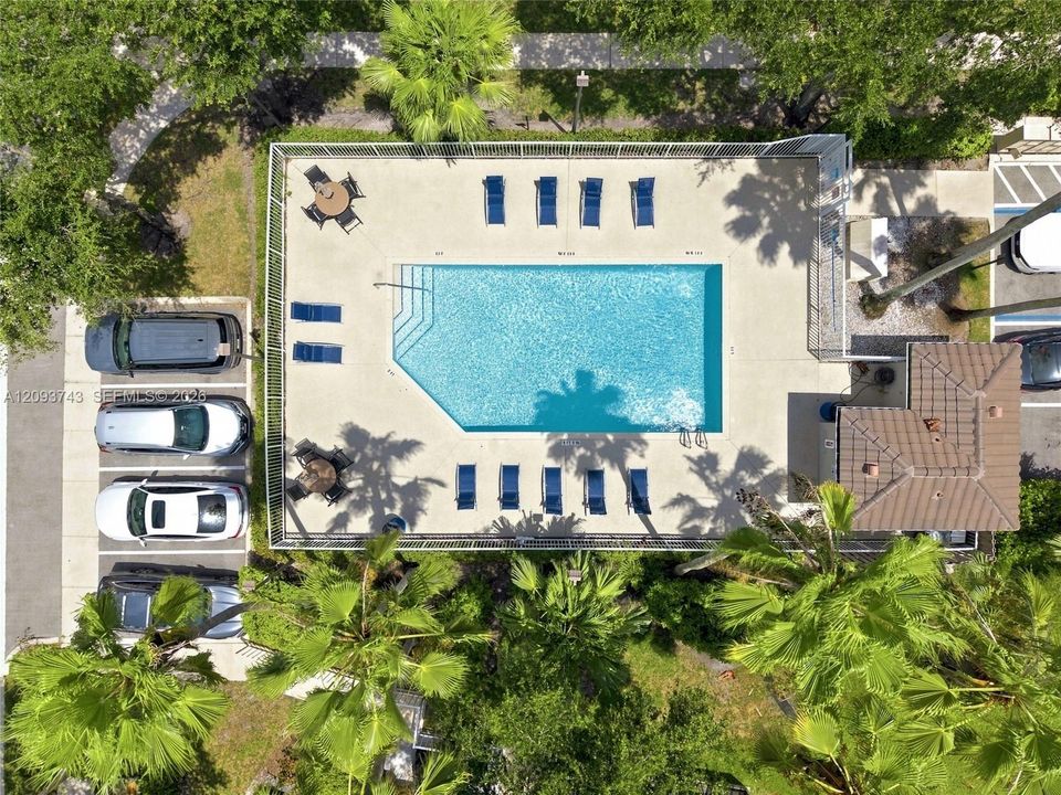 En Venta: $480,000 (3 camas, 2 baños, 1690 Pies cuadrados)