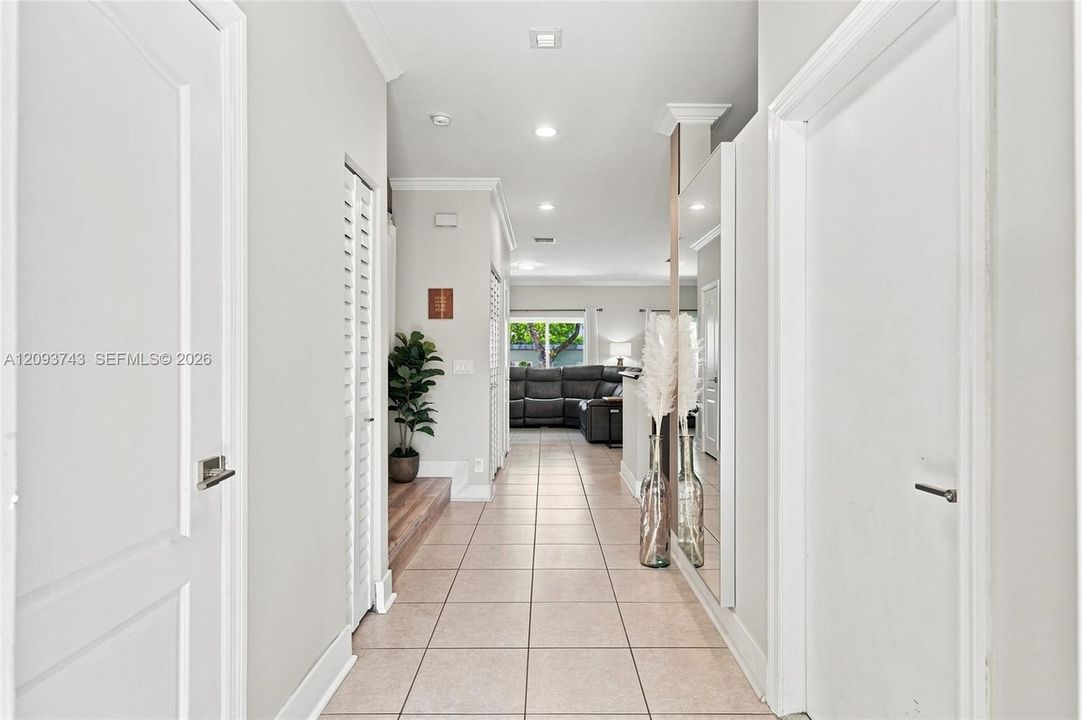 En Venta: $480,000 (3 camas, 2 baños, 1690 Pies cuadrados)