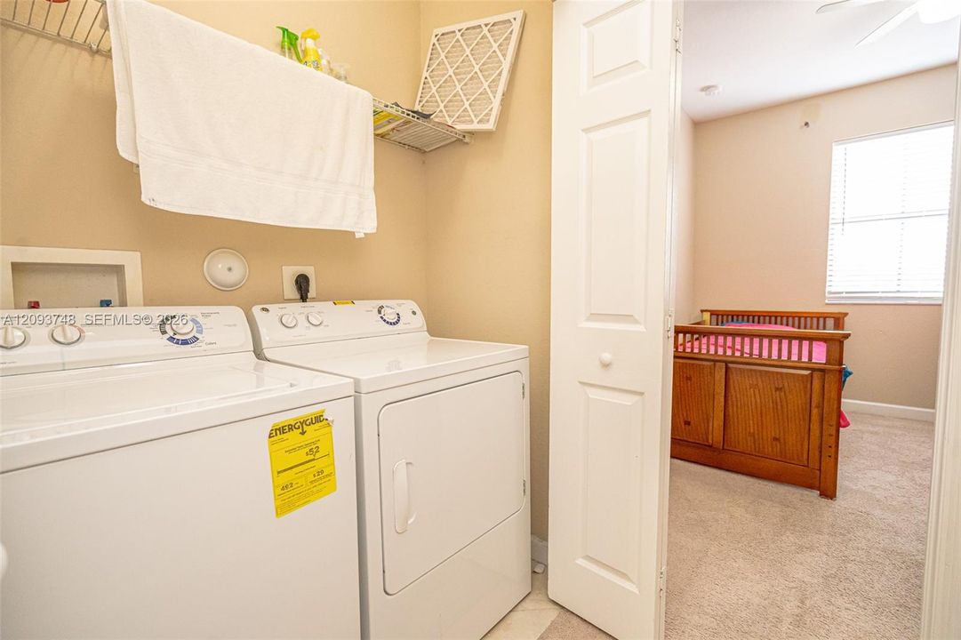 En Renta: $4,300 (3 camas, 2 baños, 1616 Pies cuadrados)