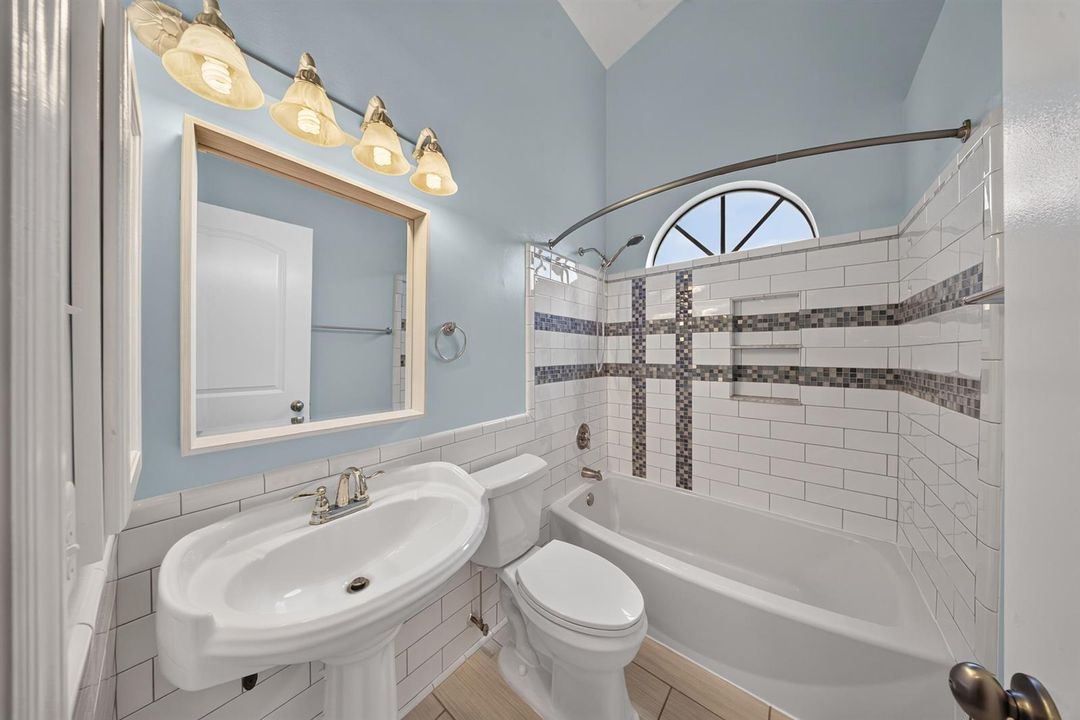 27_2nd Bath
