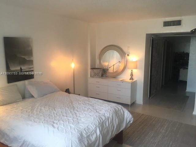 В аренду: $3,200 (2 спален, 2 ванн, 1537 Квадратных фут)