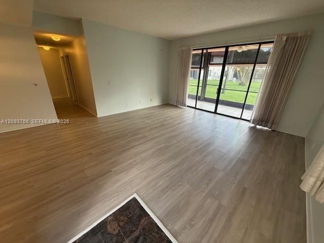 На продажу: $259,000 (2 спален, 2 ванн, 1496 Квадратных фут)