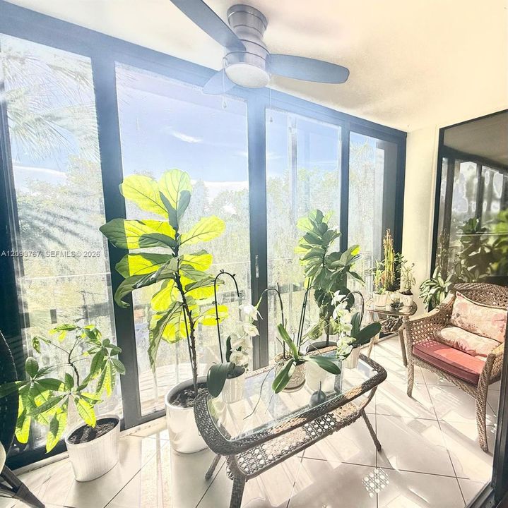 For Sale: $665,000 (2 beds, 2 baths, 2503 Square Feet)