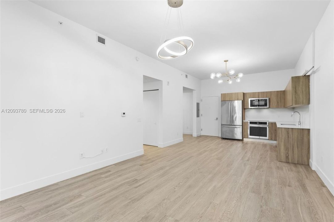 En Renta: $3,950 (1 camas, 2 baños, 855 Pies cuadrados)