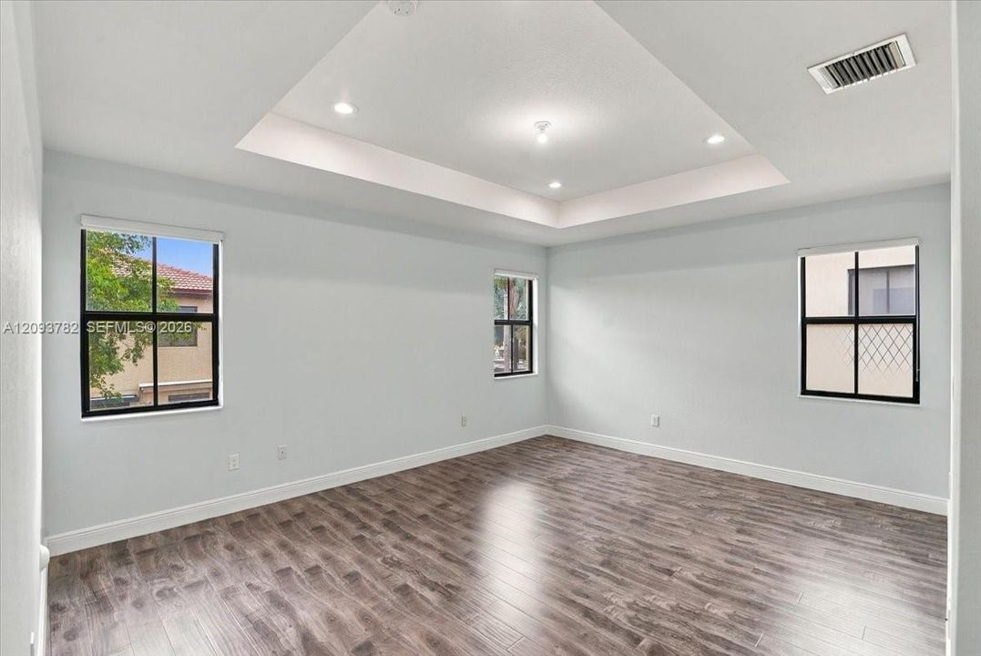 For Rent: $6,000 (4 beds, 3 baths, 2622 Square Feet)