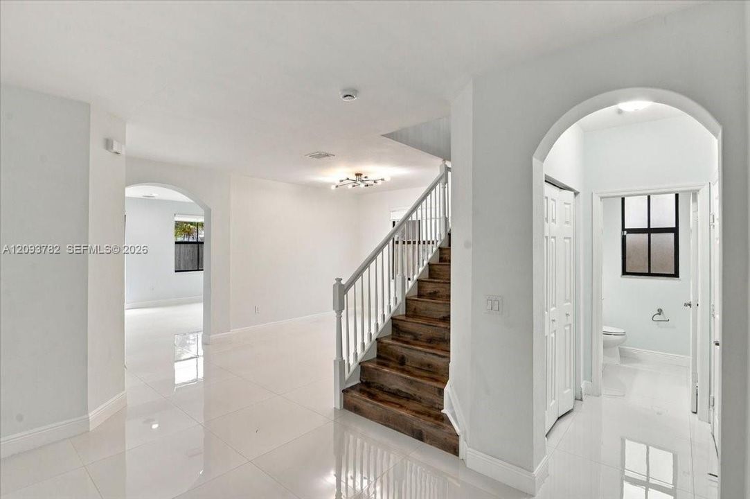 For Rent: $6,000 (4 beds, 3 baths, 2622 Square Feet)