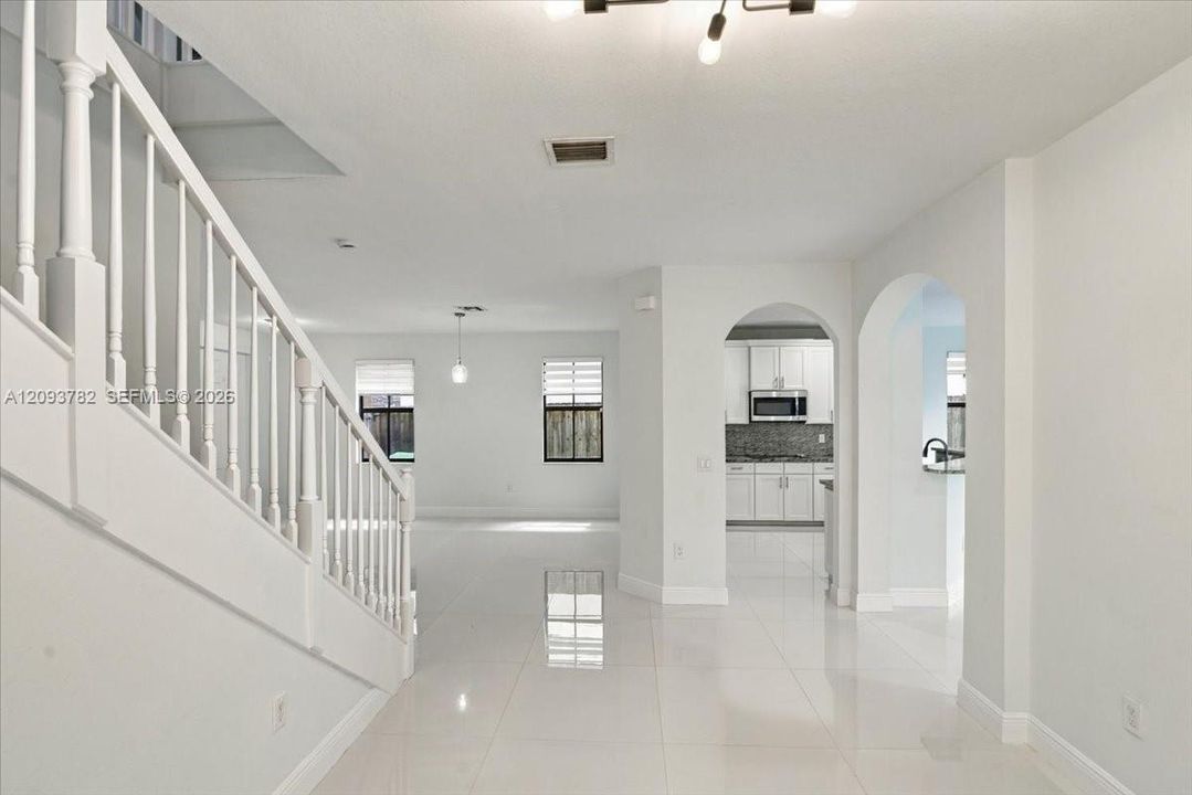 For Rent: $6,000 (4 beds, 3 baths, 2622 Square Feet)