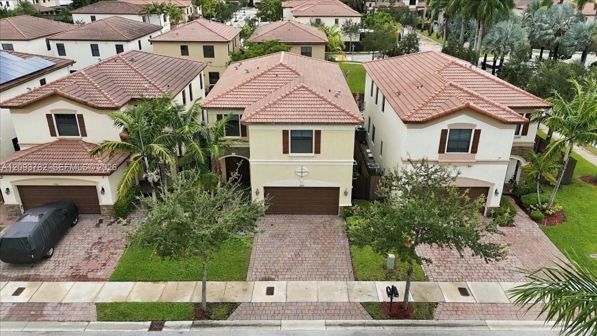 For Rent: $6,000 (4 beds, 3 baths, 2622 Square Feet)
