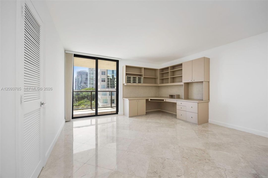 En Venta: $4,950,000 (5 camas, 4 baños, 1805 Pies cuadrados)