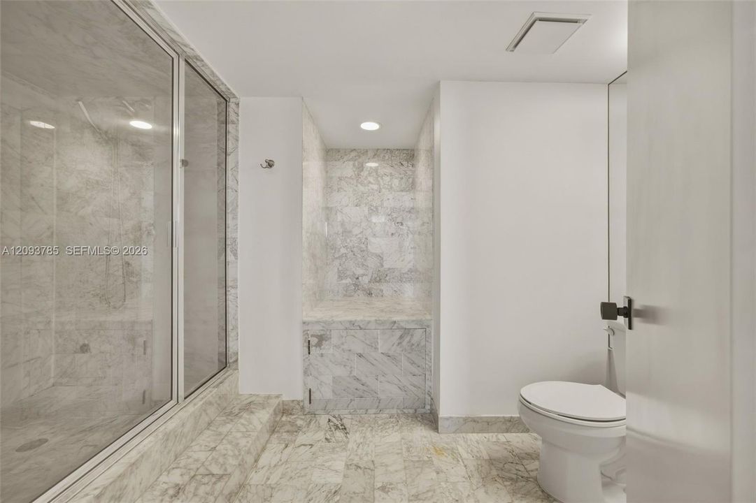 En Venta: $4,950,000 (5 camas, 4 baños, 1805 Pies cuadrados)