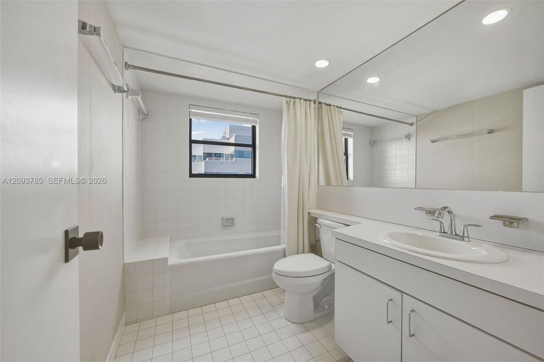 En Venta: $4,950,000 (5 camas, 4 baños, 1805 Pies cuadrados)
