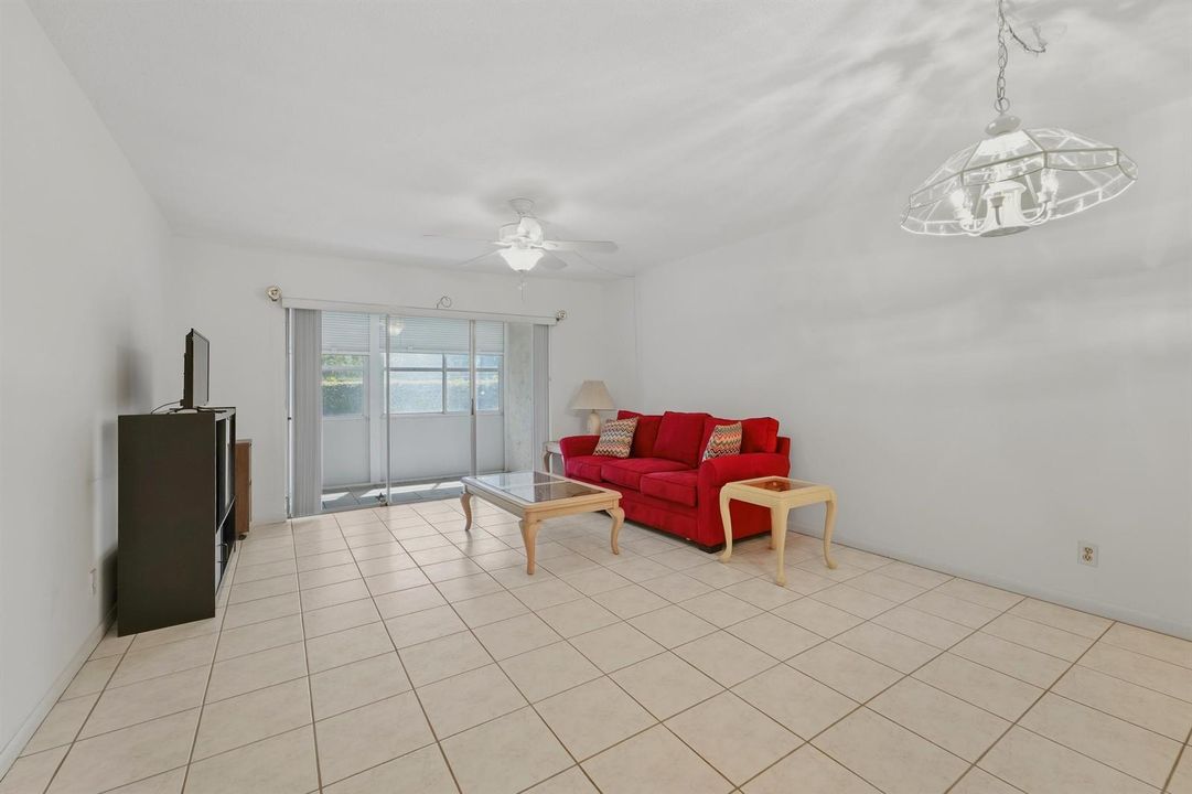 705_Lori_Drive_112_Palm_Springs_FL_001