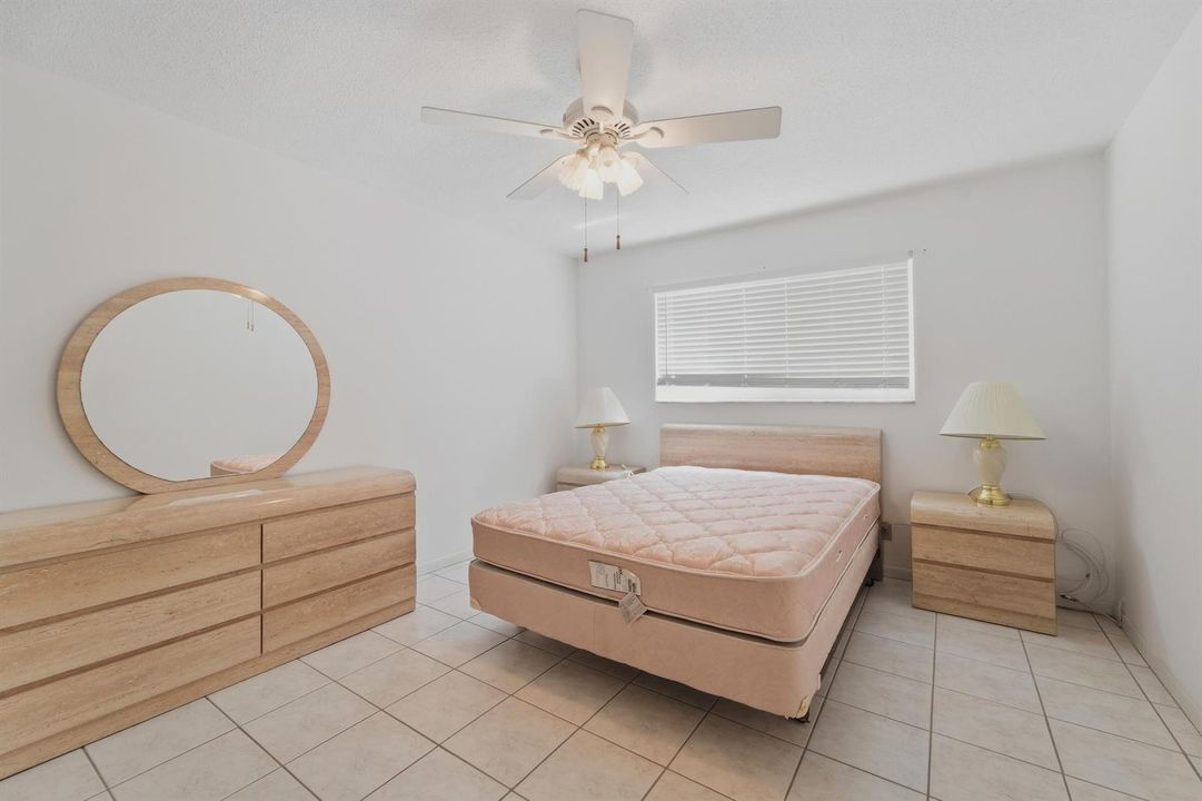 705_Lori_Drive_112_Palm_Springs_FL_009