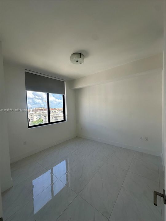 В аренду: $4,600 (2 спален, 2 ванн, 895 Квадратных фут)