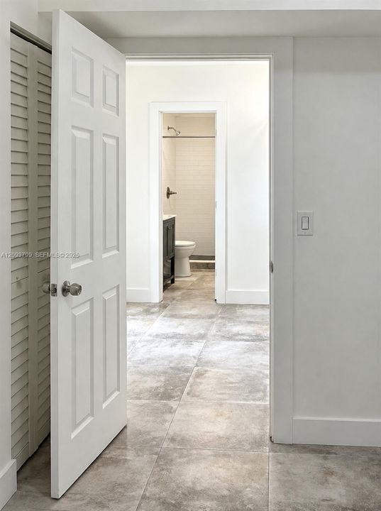 For Rent: $2,000 (1 beds, 1 baths, 1689 Square Feet)