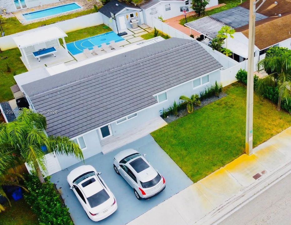 На продажу: $650,000 (3 спален, 2 ванн, 1290 Квадратных фут)