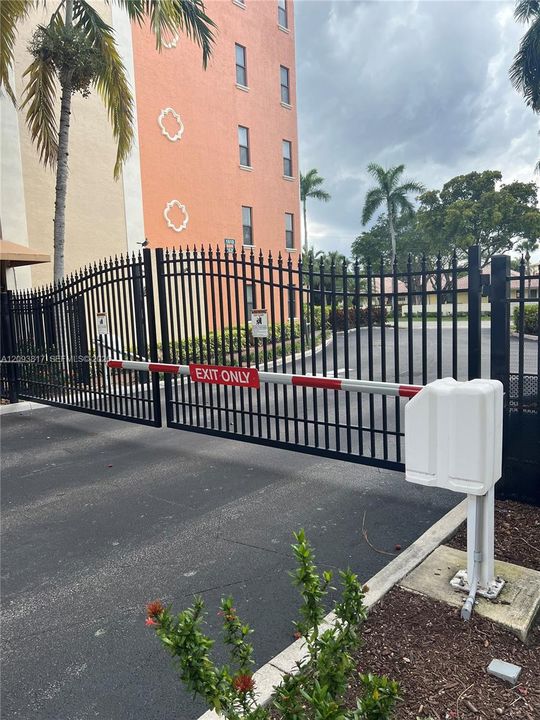 En Venta: $244,000 (2 camas, 2 baños, 1424 Pies cuadrados)