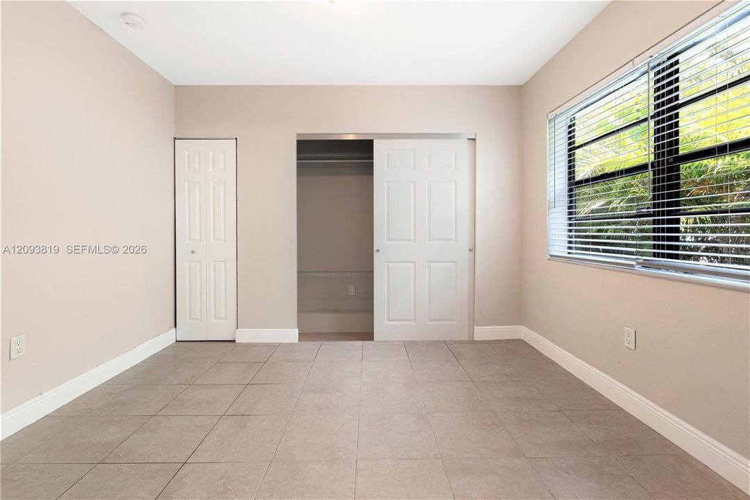 For Rent: $1,800 (1 beds, 1 baths, 500 Square Feet)