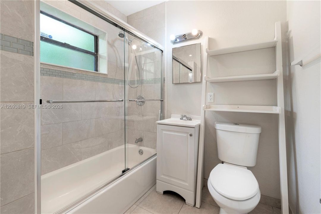 For Rent: $1,800 (1 beds, 1 baths, 500 Square Feet)