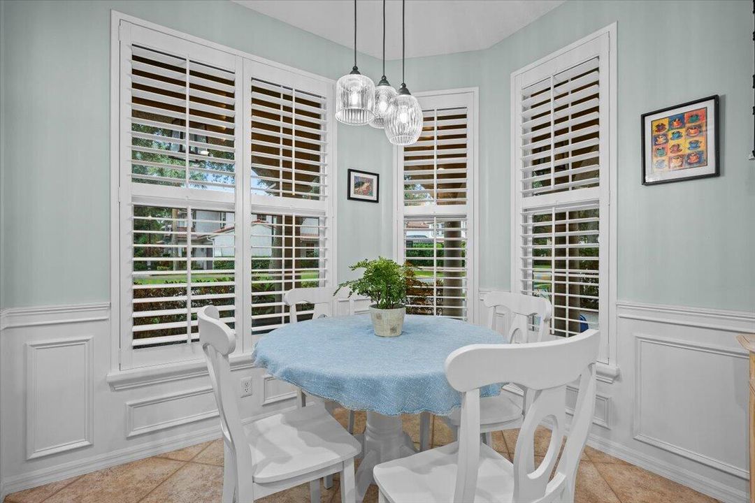 Separate Breakfast Area