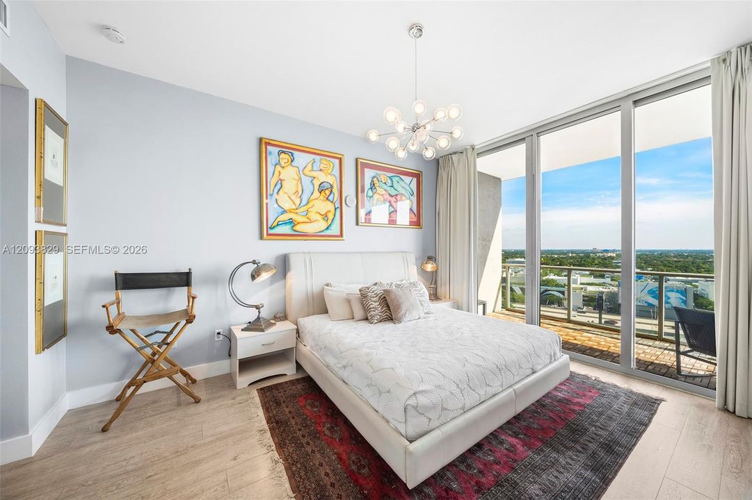 В аренду: $3,700 (1 спален, 1 ванн, 735 Квадратных фут)