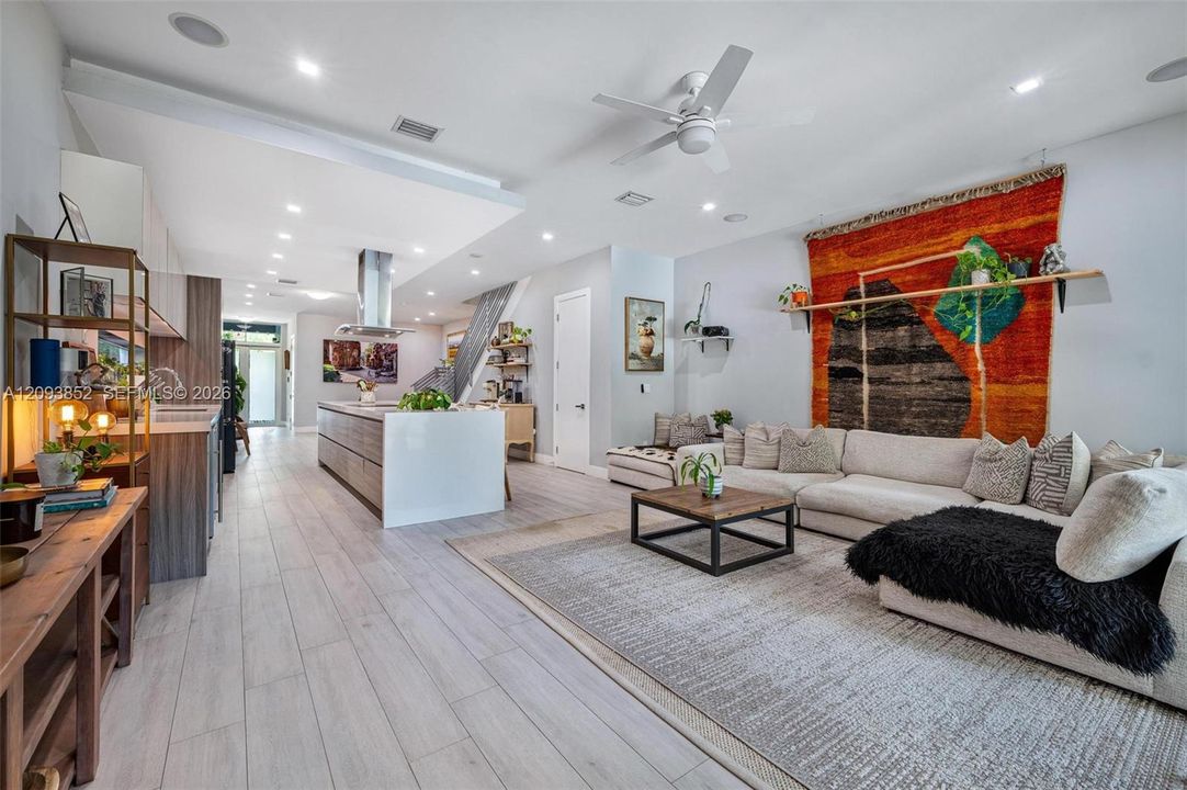 For Sale: $1,449,000 (4 beds, 4 baths, 2490 Square Feet)