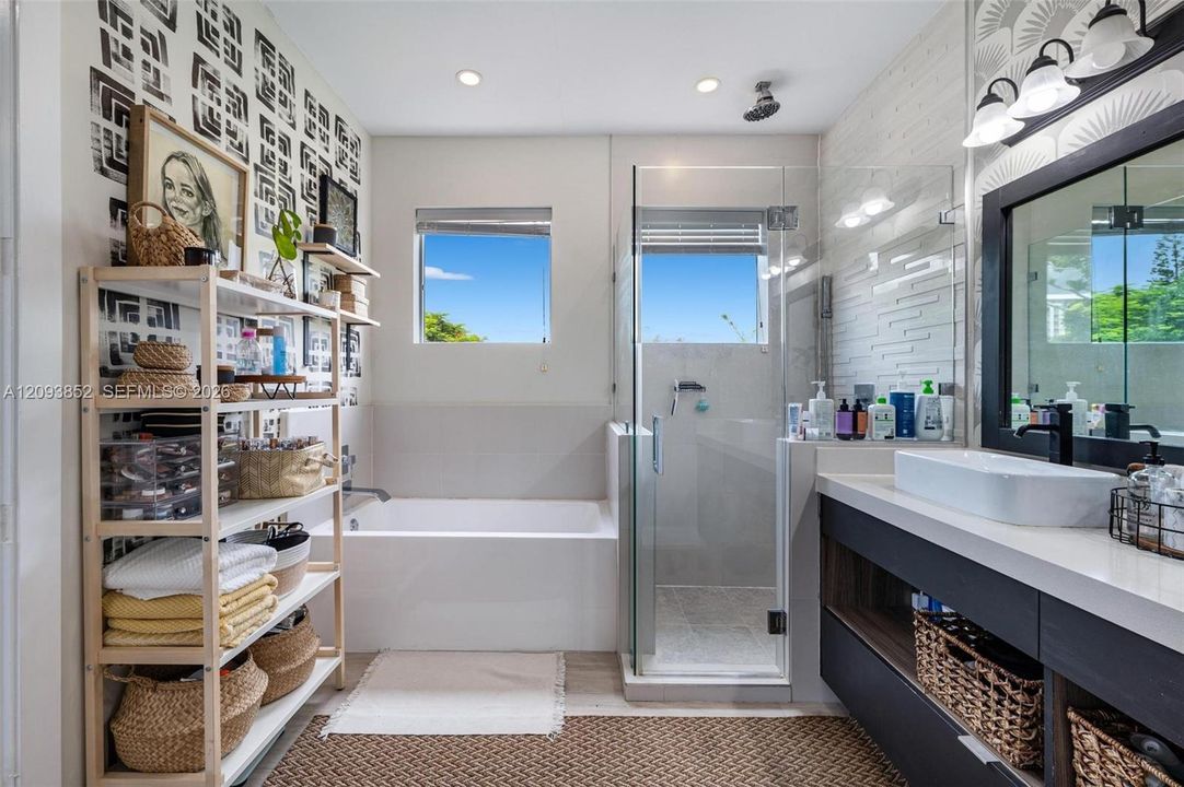 For Sale: $1,449,000 (4 beds, 4 baths, 2490 Square Feet)