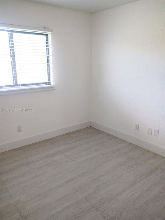 For Rent: $1,250 (2 beds, 2 baths, 864 Square Feet)