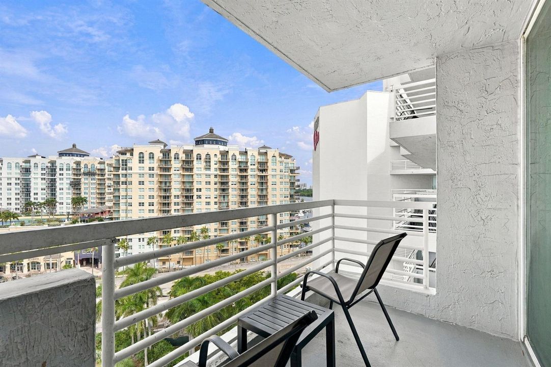 22-web-or-mls-2670_E_Sunrise_Blvd_Unit_1