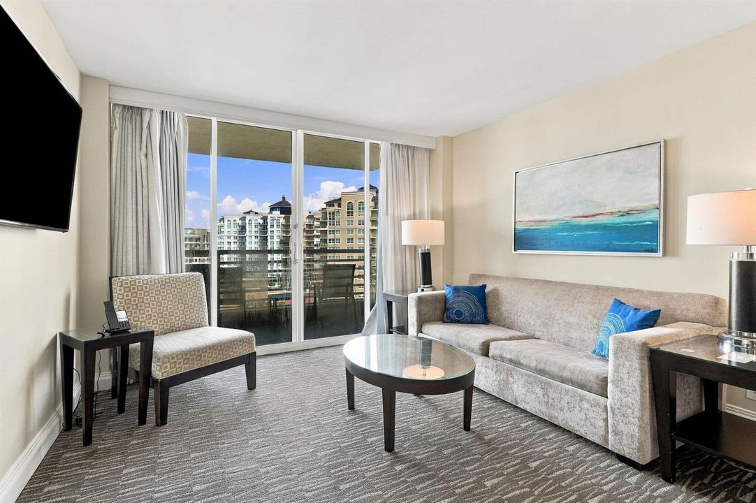 12-web-or-mls-2670_E_Sunrise_Blvd_Unit_1