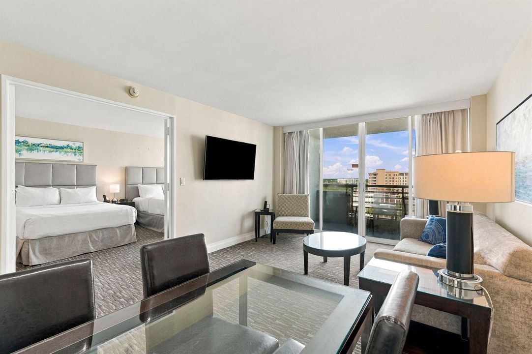 16-web-or-mls-2670_E_Sunrise_Blvd_Unit_1