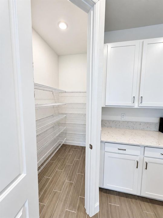 4.KitchenPantry