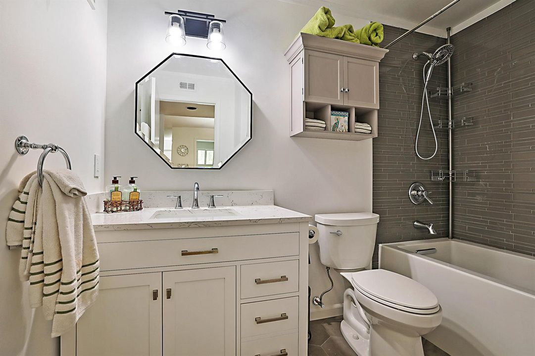5032 Healtherhill Lane #6 -24
