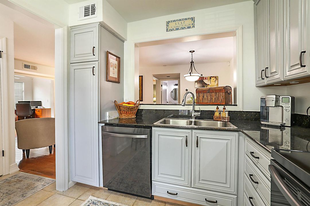 5032 Healtherhill Lane #6 -17