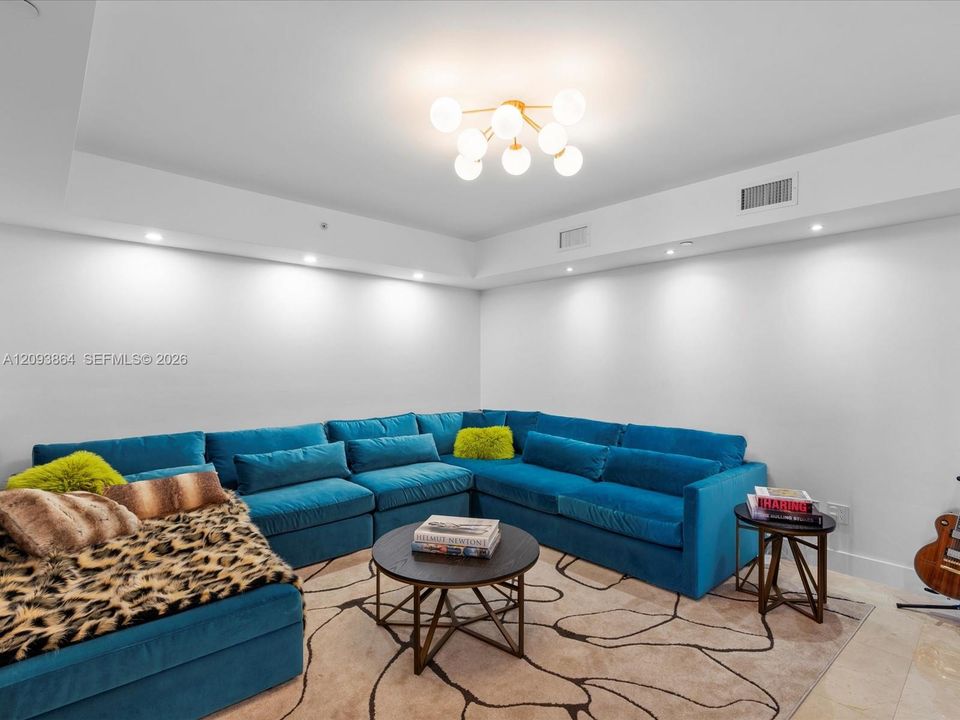 For Sale: $2,150,000 (4 beds, 4 baths, 3530 Square Feet)