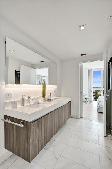 En Venta: $848,000 (2 camas, 1 baños, 821 Pies cuadrados)