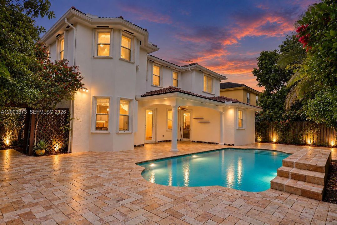 For Sale: $1,200,000 (4 beds, 4 baths, 3177 Square Feet)